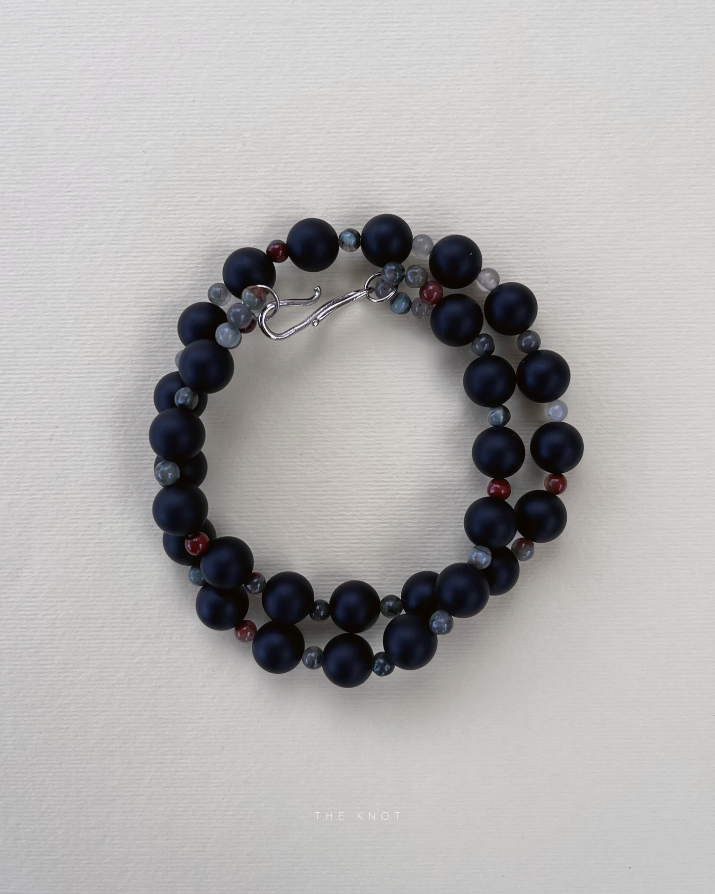 STRUNG TERRA009 - black matte agate / bloodstone