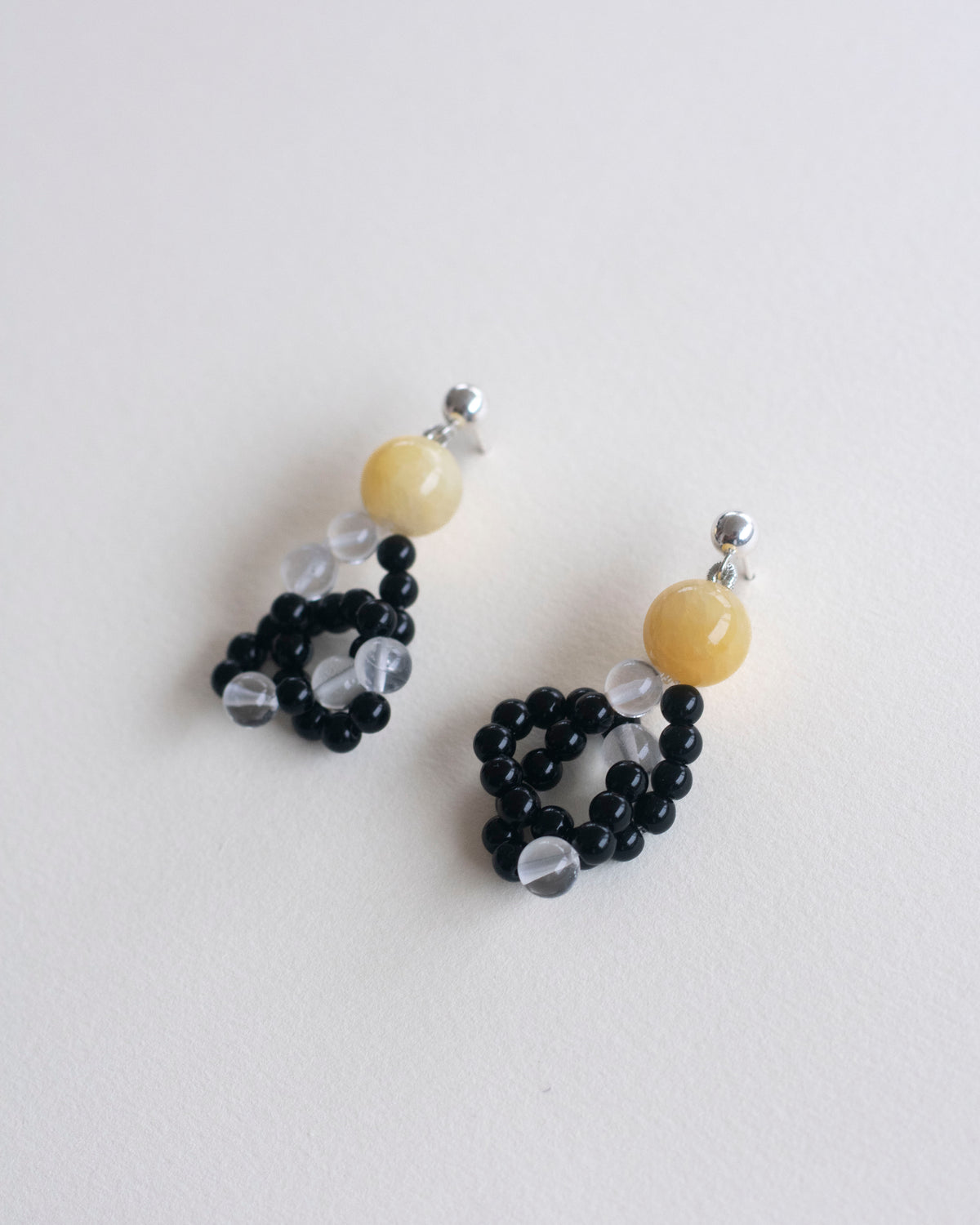 CIRCUIT 001 - honey jade / onyx / crystal quartz