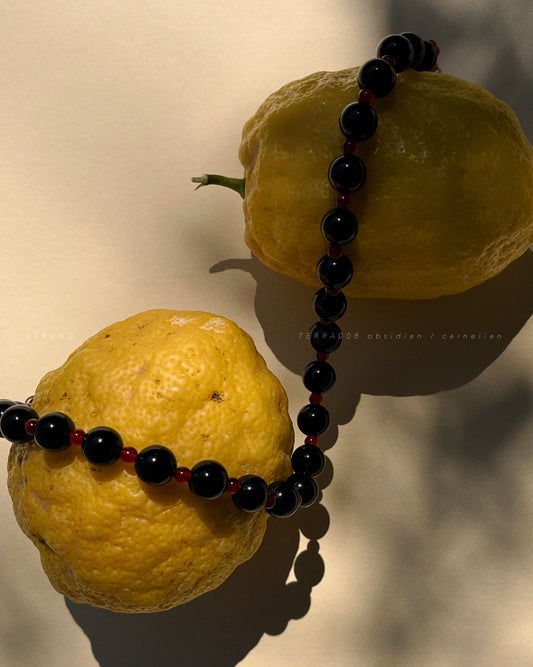 STRUNG TERRA008 - obsidian / carnelian