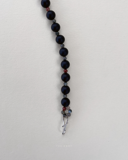 STRUNG TERRA009 - black matte agate / bloodstone