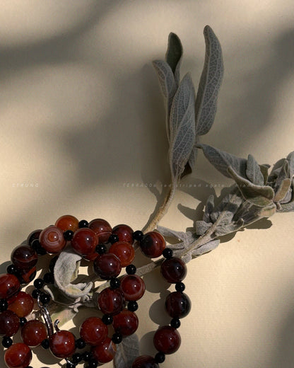 STRUNG TERRA006 - red striped agate / black agate