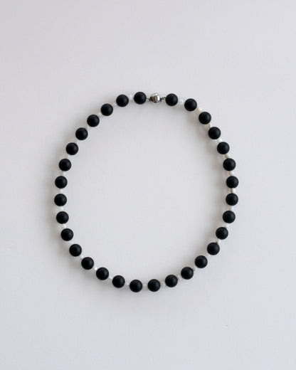 TERRA004 - black matte agate / mother of pearl