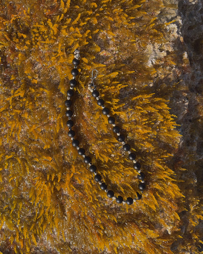 STRUNG TERRA007 - black matte agate / dalmatian jasper